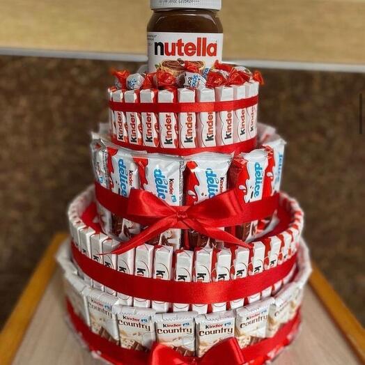 Композиция из конфет киндер 02