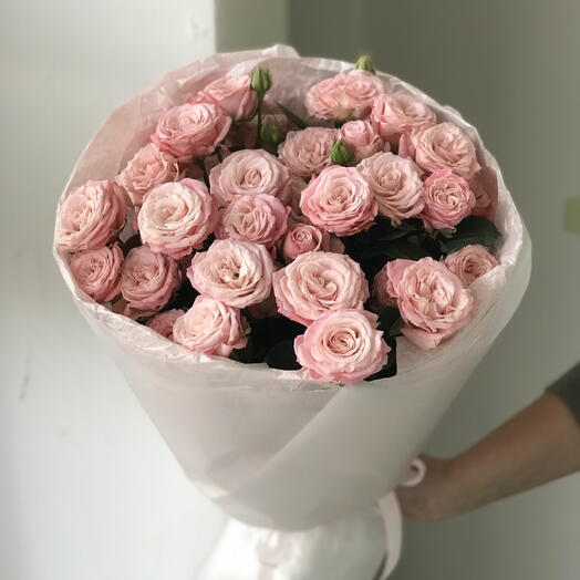 9 пионовидных кустовых роз Бомбастик L букет 35 Buket flowers