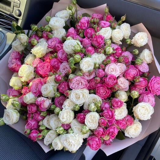 Букет Пион из 31 веток пионовидных кустовых роз