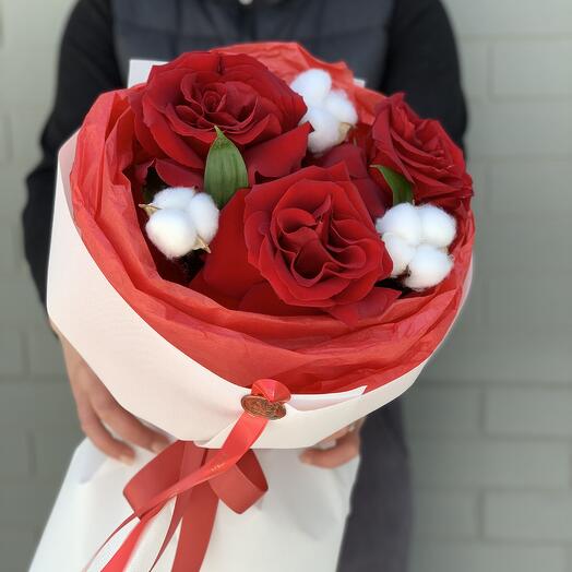 Красные французские розы 🌹