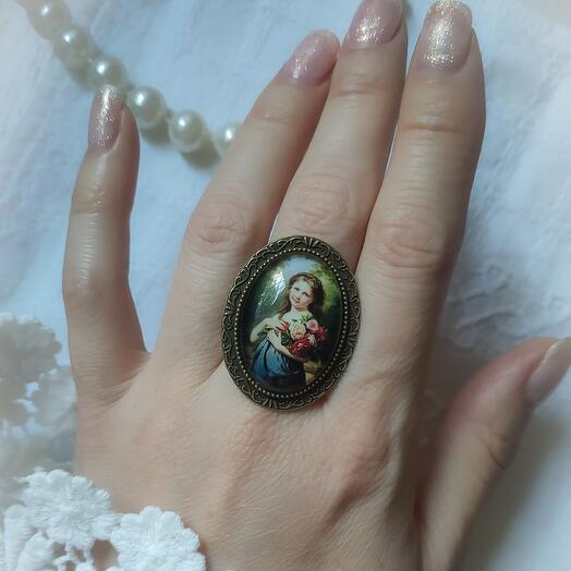 Винтажное кольцо "Девочка с букетом"