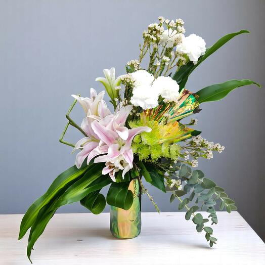Vase arrangement