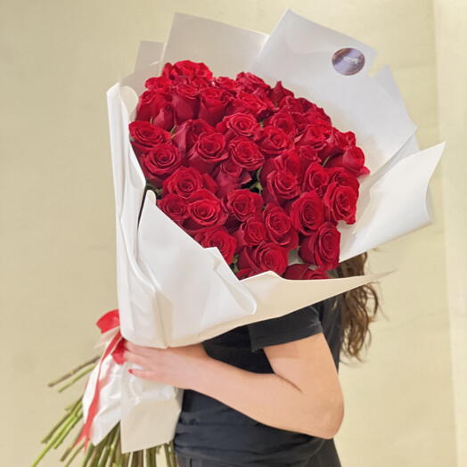51 red rosess
