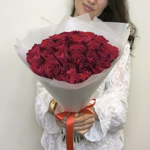 Букет из 25 красных роз