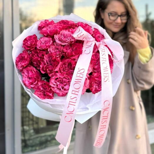 Моно букет с пионовидными розами Country Blues