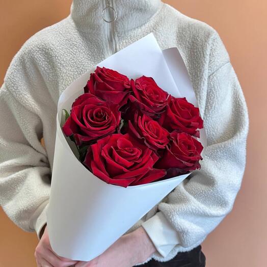 Bouquet of 7 Ecuadorian red roses