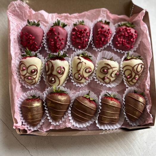 Клубничка 15 ягод 🍓