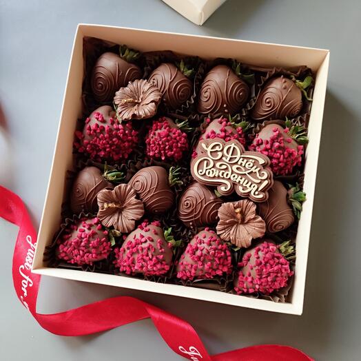 Клубника в шоколаде подарок на день рождения маме, девушке, подруге, сестре