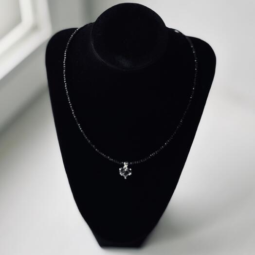 Чокер с подвеской