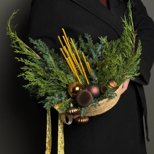 Рождественское и новогоднее лукошко интерьерное со свечами