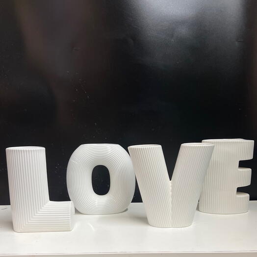 Вазочки LOVE