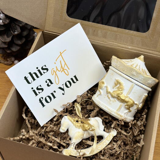 Kit de presente: certificado, vela de cera de soja e brinquedo para a árvore de Natal