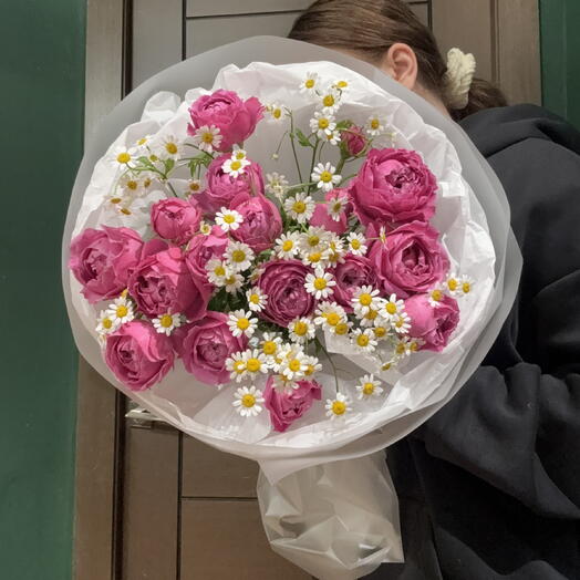 Букет роза пионовидная, ромашка