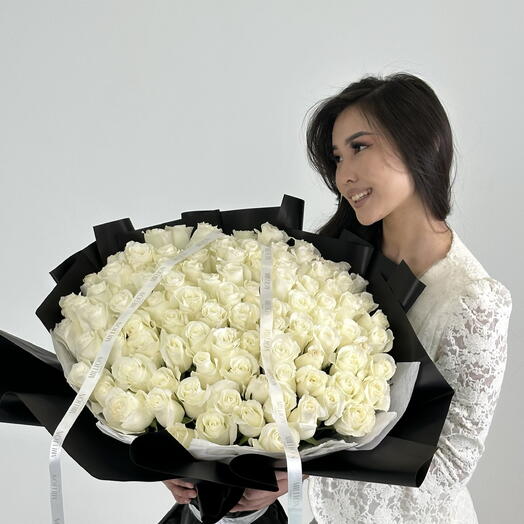 Белоснежные розы - 101 шт
