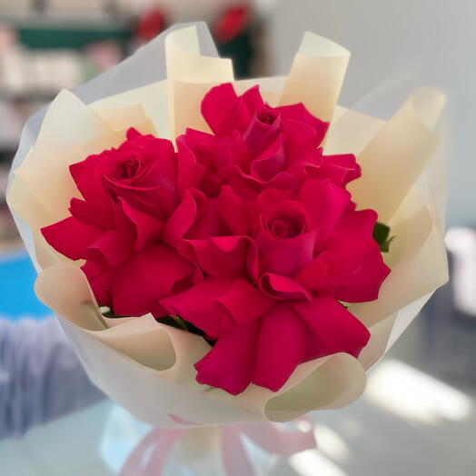 3 французских розы