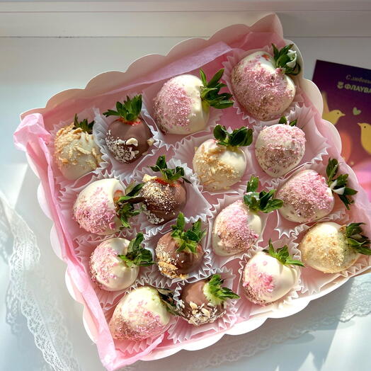 Клубника в шоколаде 16 шт