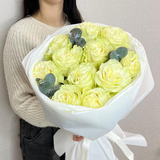 Жемчужина, букет из восхитительных белых роз. 🌹