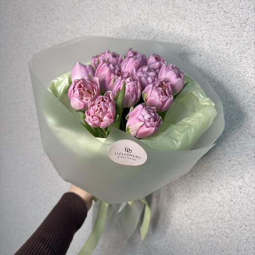 Пионовидный тюльпан