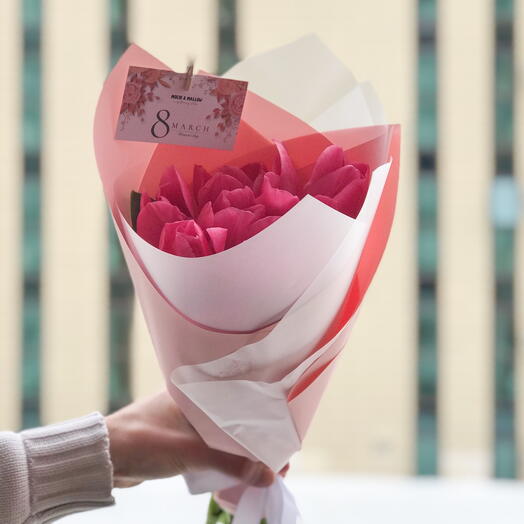 Тюльпаны розовые 9 шт «8 марта»