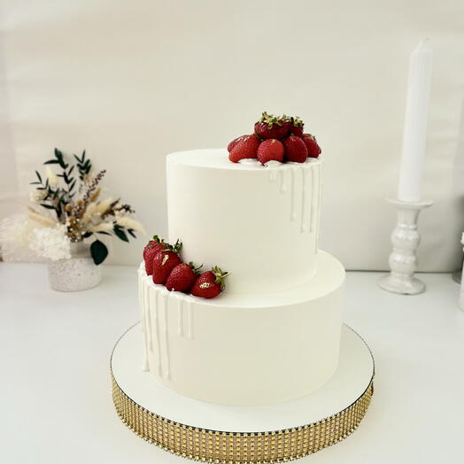 Свадебный торт с ягодами 7 кг
