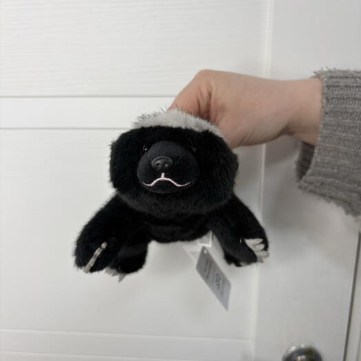 Игрушка мини скунс
