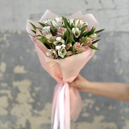 Альстромерия 💕🌿 в нежном моно-букете