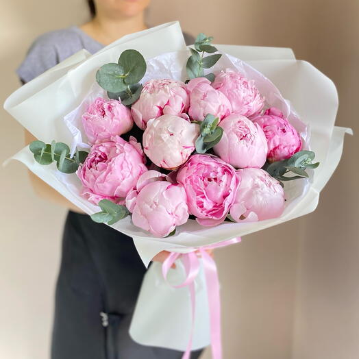 Розовые пионы с эвкалиптом🌸🌿пион Сара