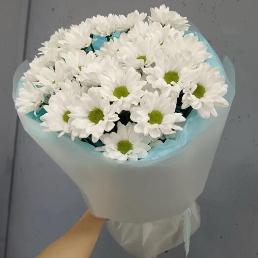 Букет из ромашковых хризантем