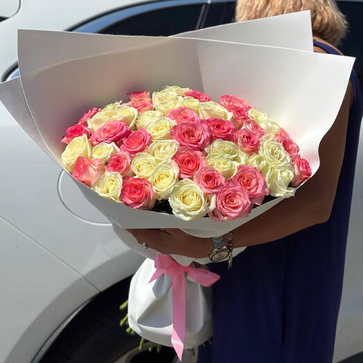 51 Роза микс белые и розовые розы 💗