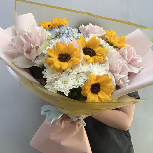 Большой букет с подсолнухами и французской розой 🌻