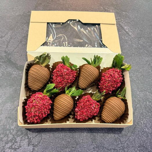 Berry Midi 🍓Клубника в шоколаде с сублимированной малиной 8 штук