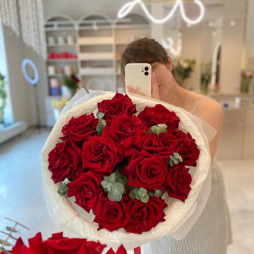 Букет 30 +подарок от Vivienne Sabo — румяна MACARON