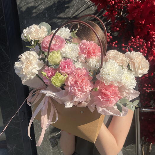Нежная сумочка с диантусами и хризантемой Алтай🎀