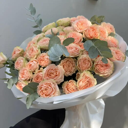 Букет из кустовых розочек