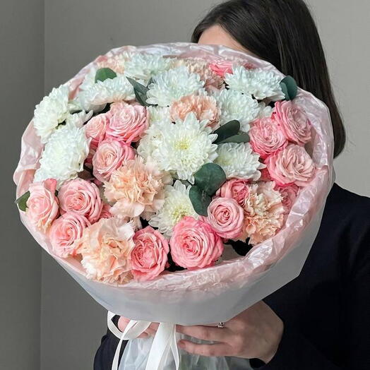 Букет с пионовидной розой и хризантемой🌸