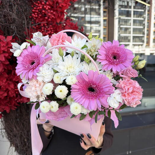 Сумочка с герберой и хризантемой кустовой 🌸🎀💫