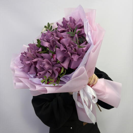 Букет из 5 ажурных розочек