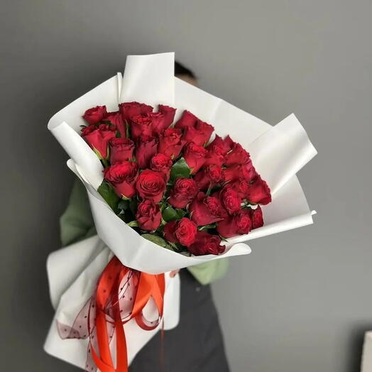 Букет из роз 35 шт