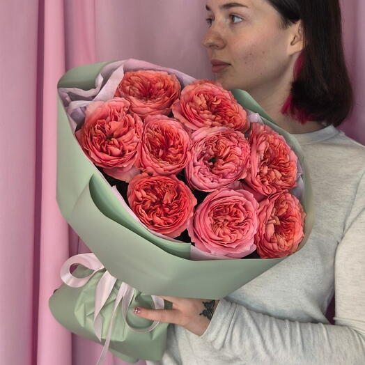 "Пионикс"- букет из 9 пионовидных роз