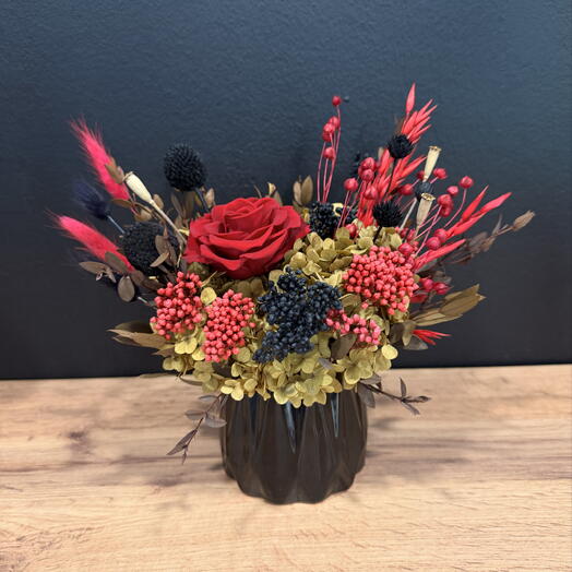 Композиция В черном кашпо