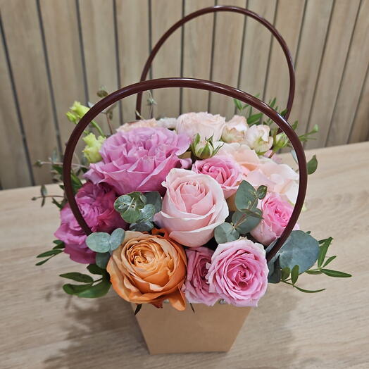 Цветочная Композиция с Розами и Эвкалиптом💖