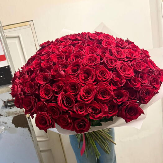 Розы 101 штука Эквадор