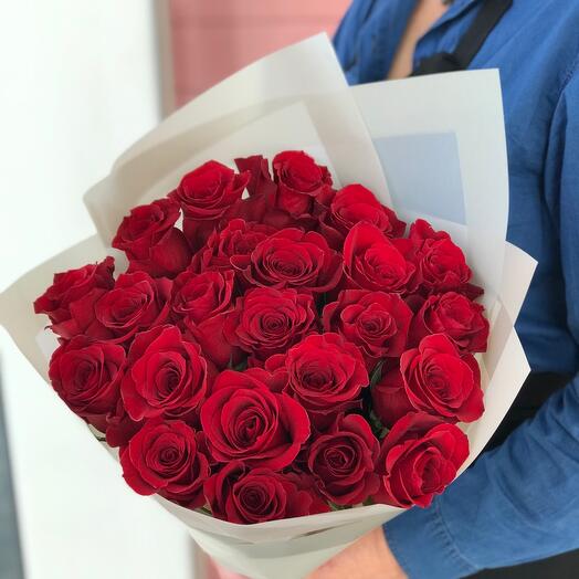 Букет из бордовых роз