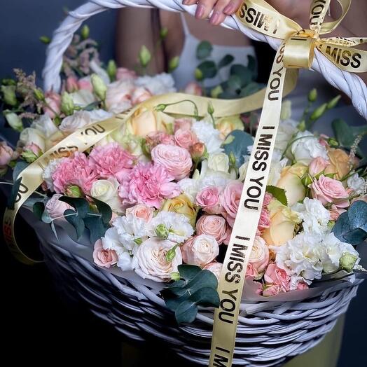 Корзина с цветами