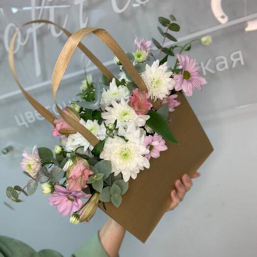 A noble mix in a craft handbag