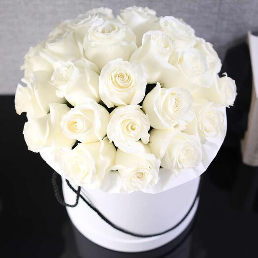 Arrangement of roses in a box