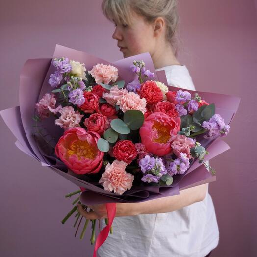 Невероятной красоты букет из элитных сортовых цветов «Magic flowers»💕🌝 крупные пионы и ароматный бум маттиол !💕