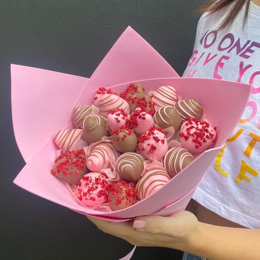 Bouquet of chocolate-covered strawberries, delicate pink, sweet