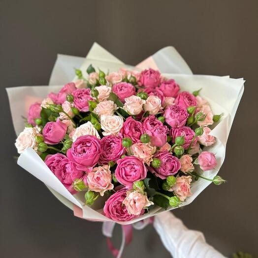 94. Букет из кустовых роз