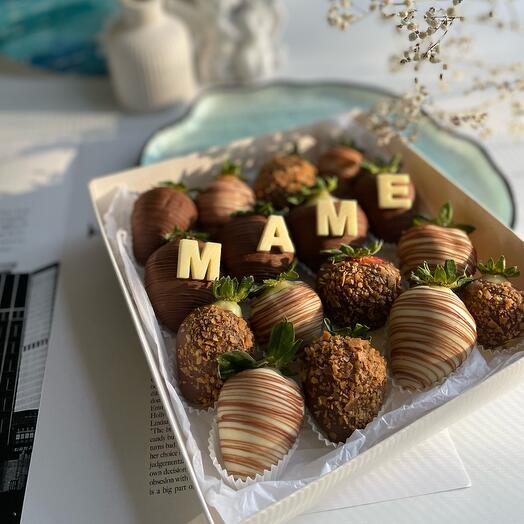 Клубника в шоколаде для мамы